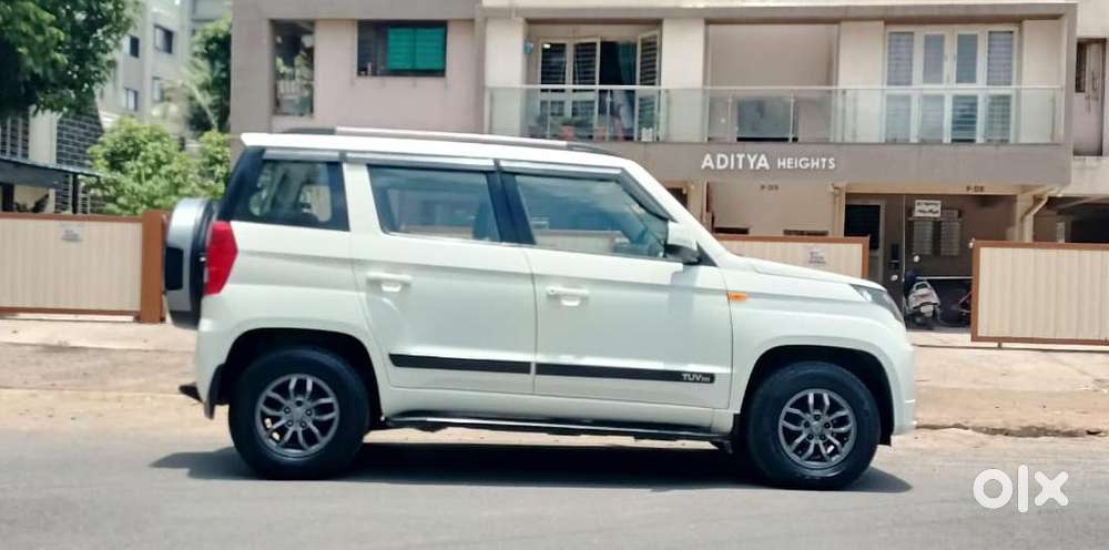 Mahindra Tuv 300 T10 Opt, 2017, Diesel
