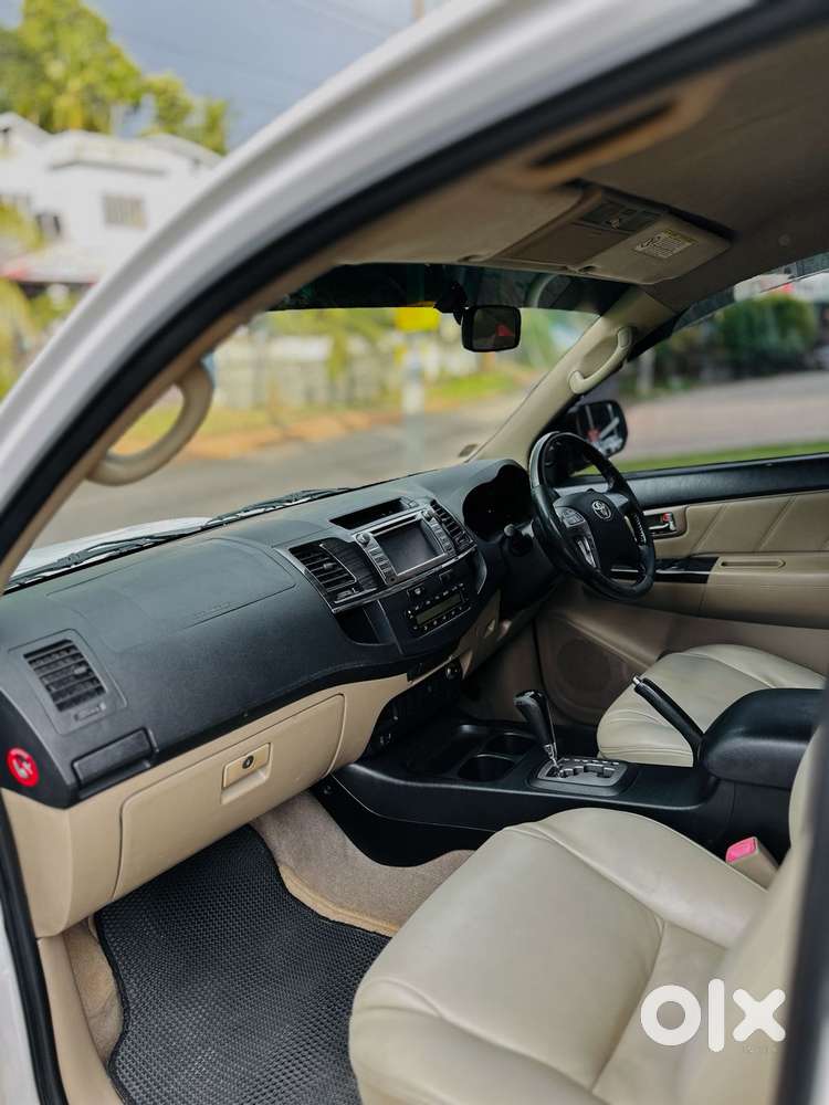 Toyota Fortuner 2011-2016 4x2 At, 2014, Diesel