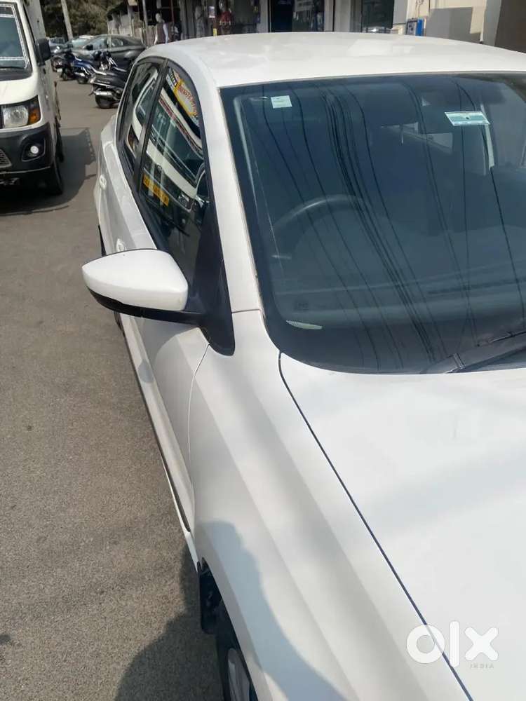 Volkswagen Ameo 2017 Petrol Well Maintained