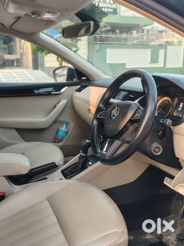 Skoda Octavia Facelift Essence, 2018, Petrol