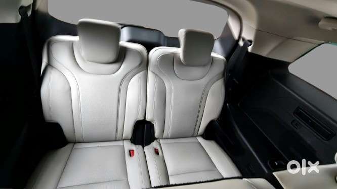 Mahindra Xuv700 2.2 Ax 7 Diesel Mt Str, 2024, Diesel