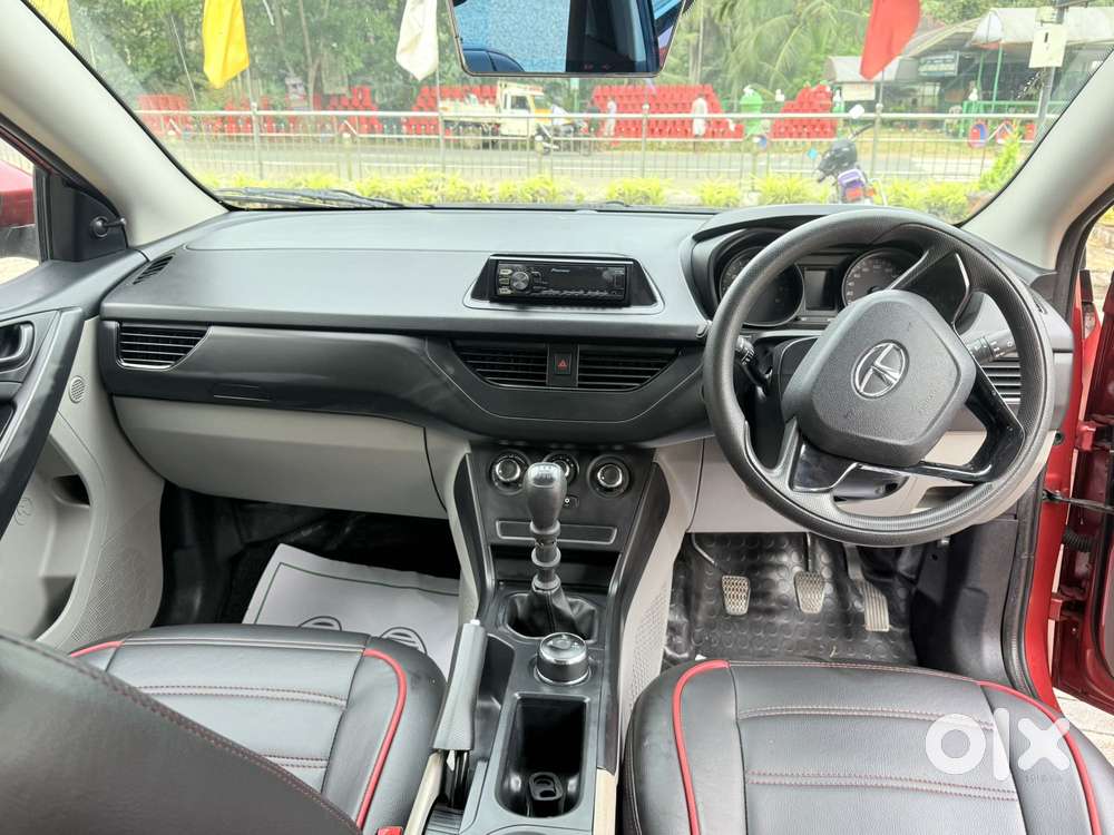 Tata Nexon 1.2 Revotron Xe, 2018, Petrol