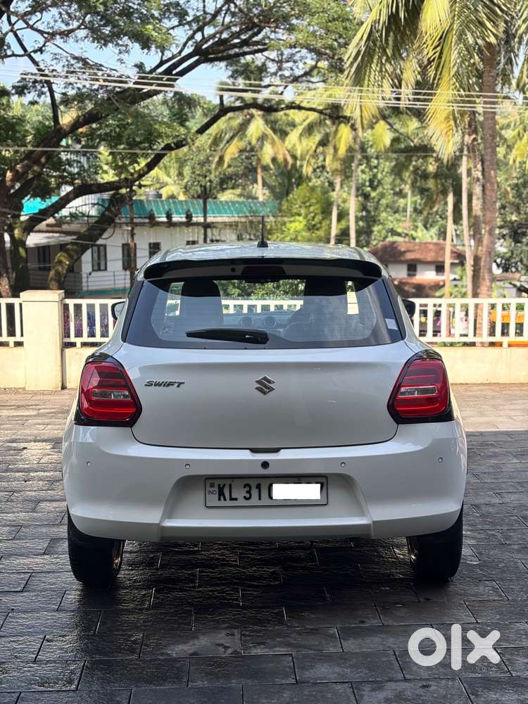 Maruti Suzuki Swift Zxi, 2021, Petrol