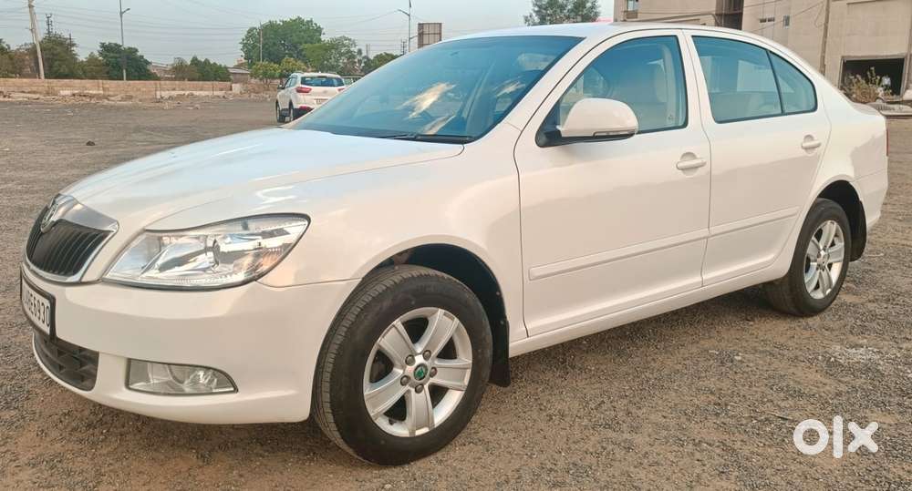 Skoda Laura 1.9 Tdi Mt Elegance, 2012, Diesel