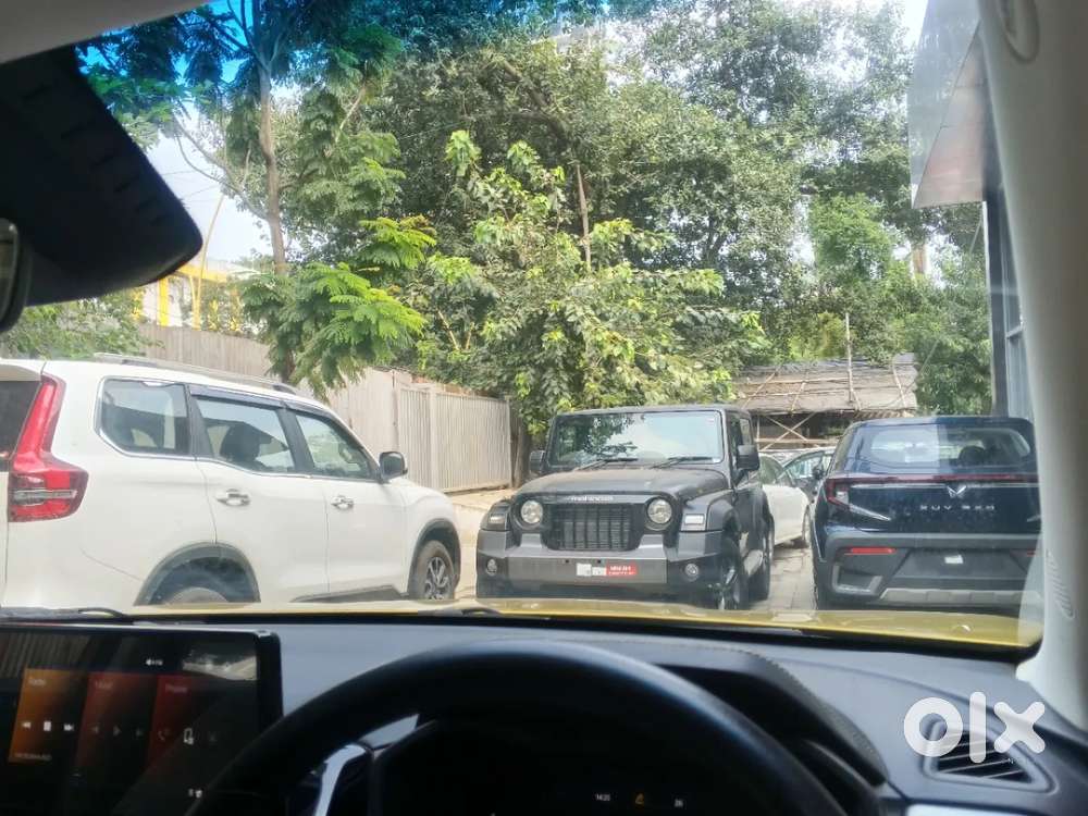 Mahindra Xuv 3xo Ax7l 1.2 Petrol At (pg), 2024, Petrol