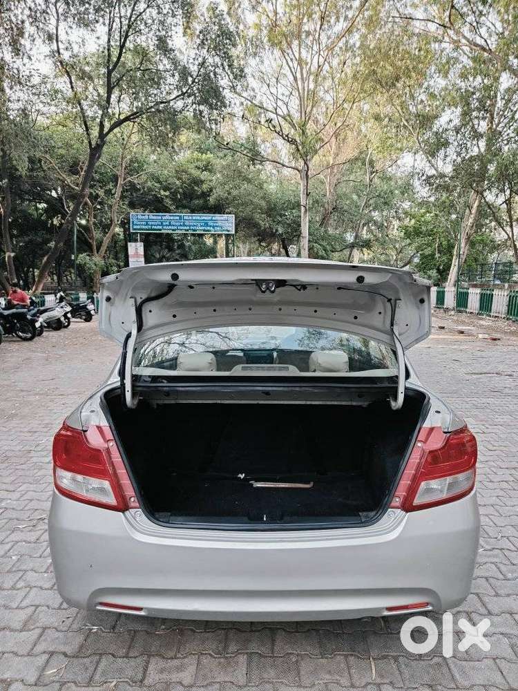 Maruti Suzuki Swift Dzire Vdi Optional, 2017, Diesel