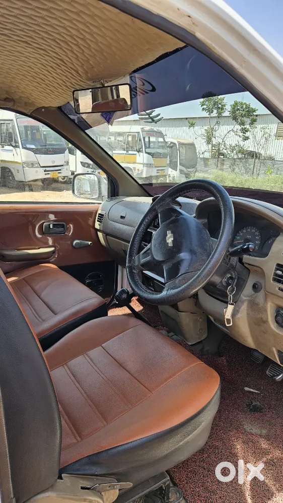 Chevrolet Tavera 2012 Car