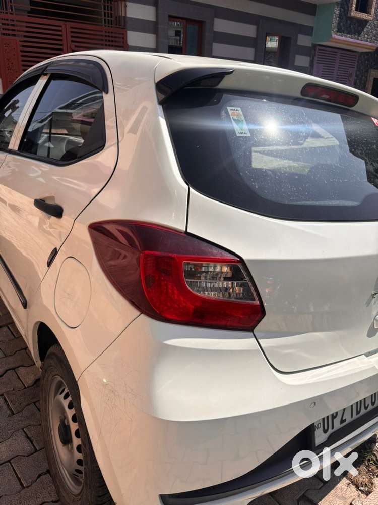 Tata Tiago Petrol Manual 2024