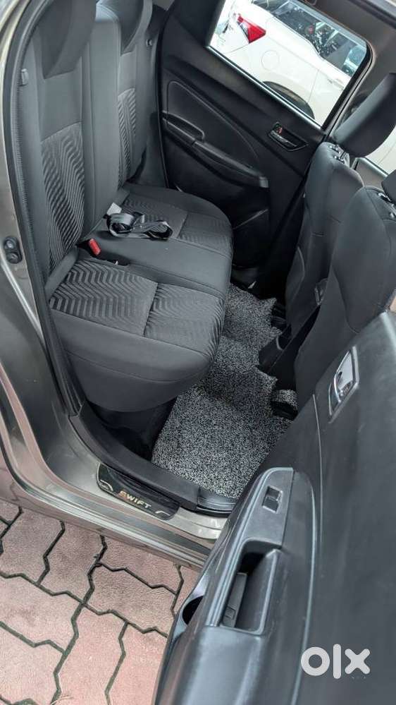 Maruti Suzuki Swift Vxi + Manual, 2019, Petrol