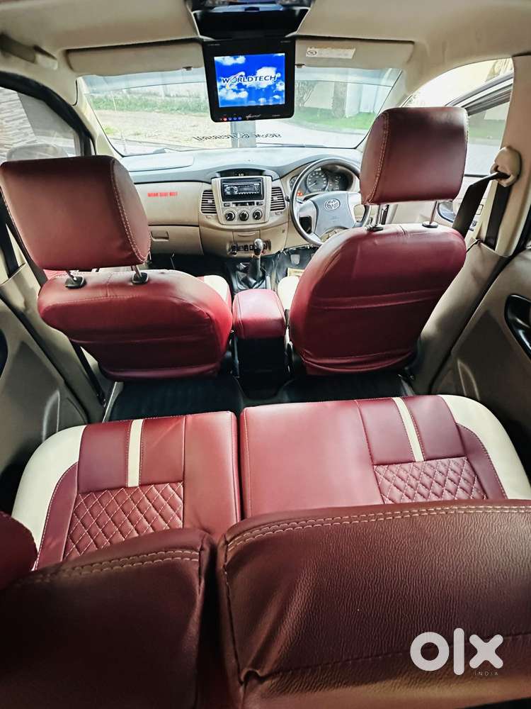 Toyota Innova 2.5 G (diesel) 8 Seater, 2016, Diesel