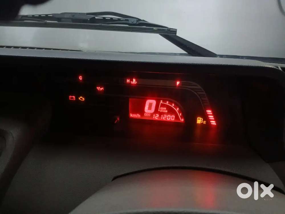 Mahindra Bolero Sle October 2012