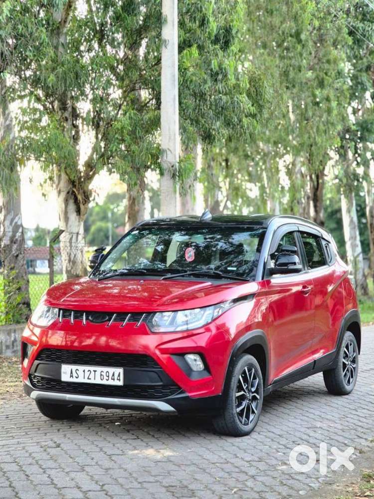 Mahindra Kuv 100 D75 K8 Dual Tone, 2018, Petrol