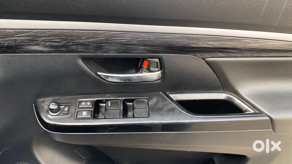 Maruti Suzuki Xl6 Alpha, 2021, Petrol