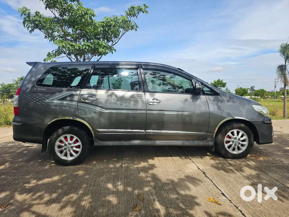 Toyota Innova 2013 Diesel 8str