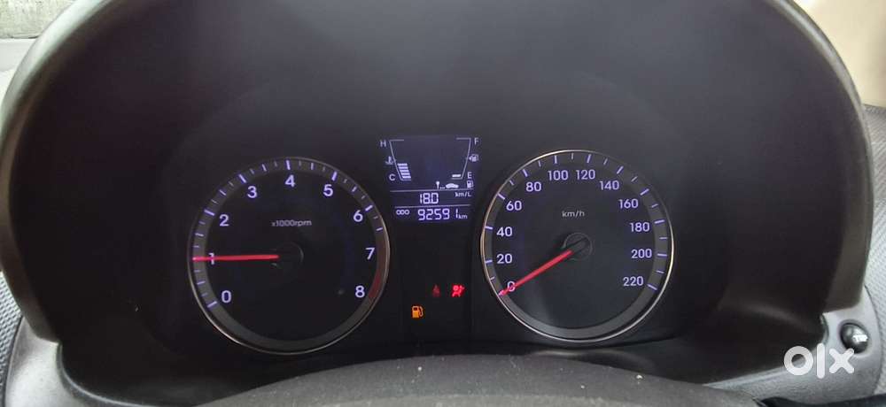 Hyundai Verna Vtvt 1.6 Ex, 2013, Petrol