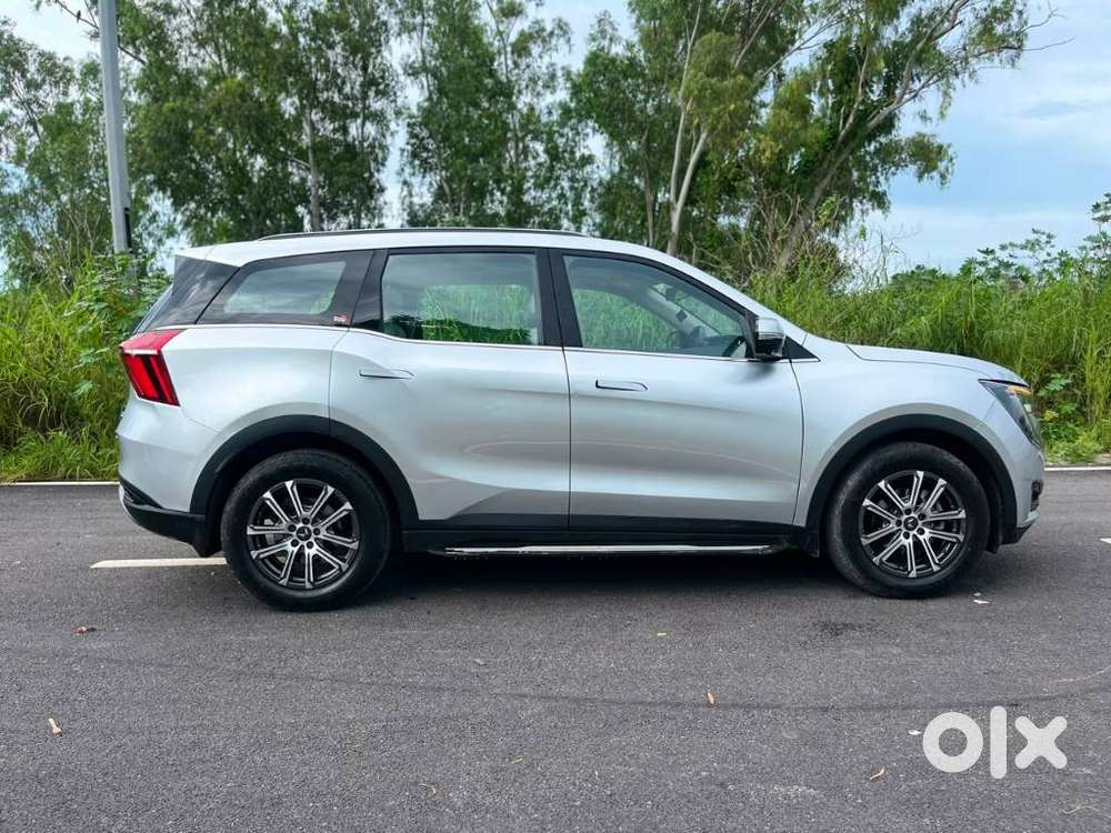 Mahindra Xuv700 2.2 Ax 7 Diesel At Luxury Pack Str, 2022, Diesel