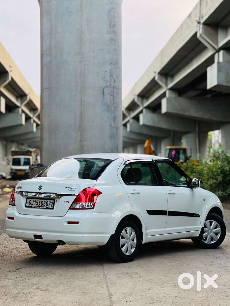 Maruti Suzuki Swift Dzire 1.2 Vxi Bsiv, 2011, Petrol