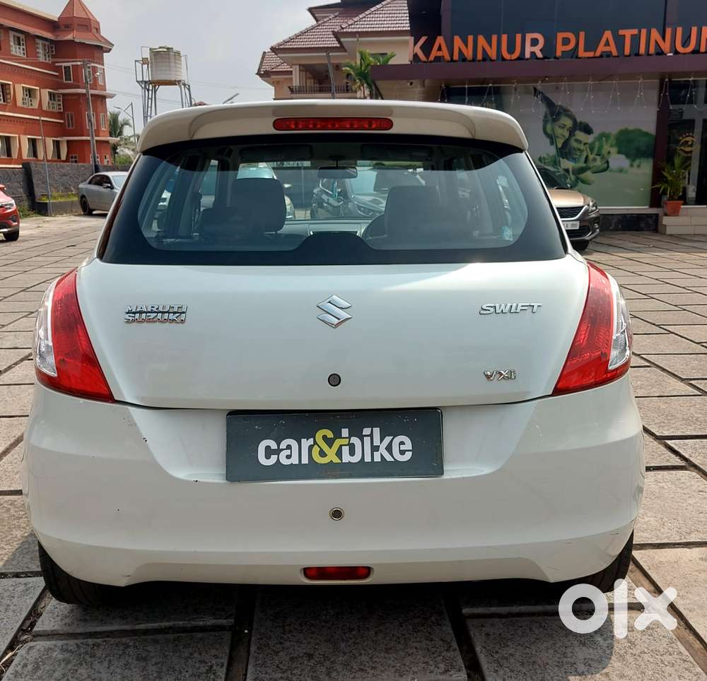 Maruti Suzuki Swift Vxi Optional, 2017, Petrol