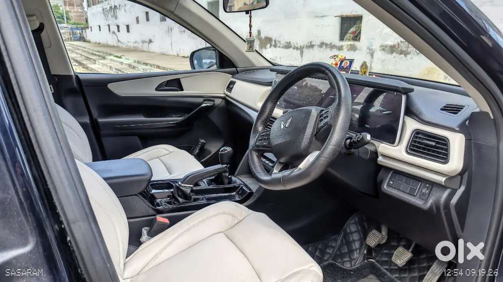Xuv 7xo Petrol 2024 19000km Running