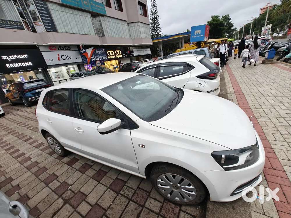 Volkswagen Polo 2015 Petrol 30000 Km Driven