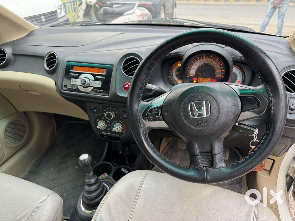 Honda Brio Vx Mt, 2014, Petrol
