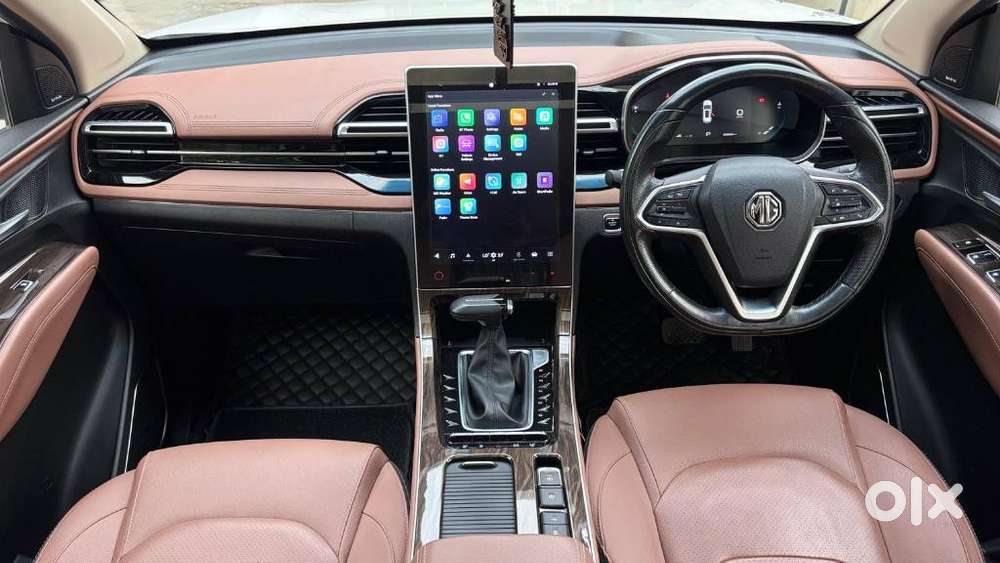 Mg Hector Plus, 2023, Petrol