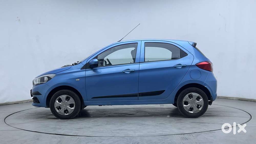 Tata Tiago 1.2 Revotron Xta, 2017, Petrol