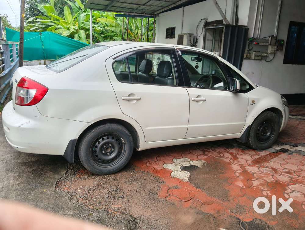 Maruti Suzuki Sx4 Vxi Bsiv, 2012, Petrol