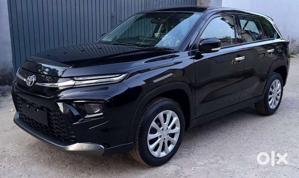 Toyota Urban Cruiser Hyryder, 2026, Petrol