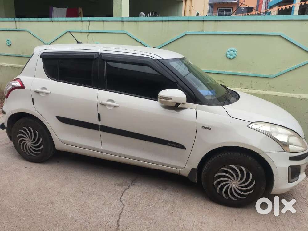Maruti Suzuki Swift 2017 Diesel 98000 Km Driven