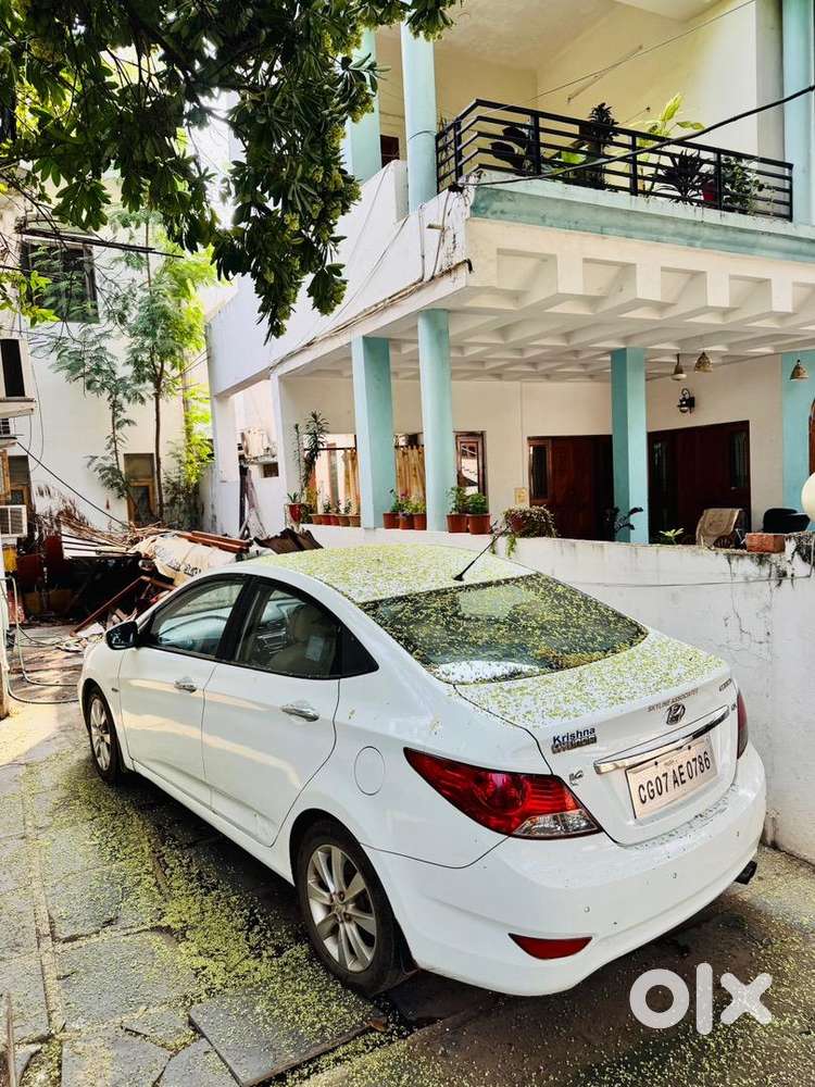 Hyindai Verna Fluidic 2012 Diesel White Color