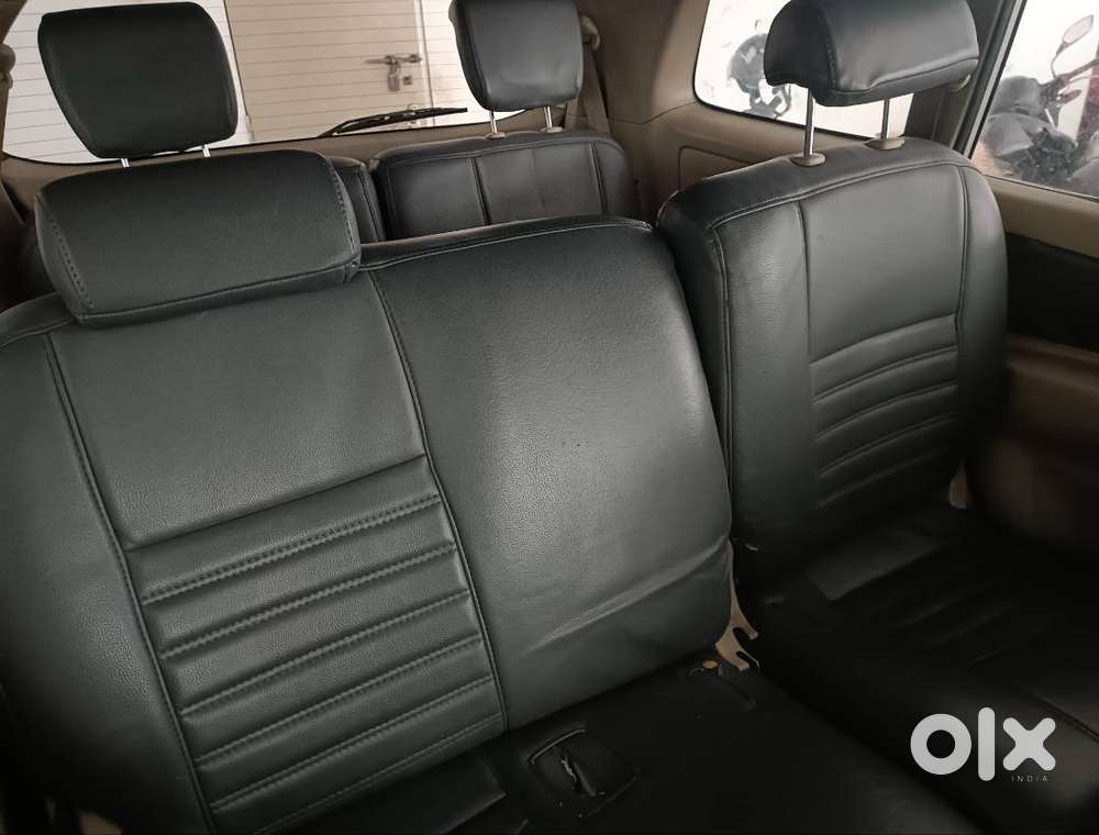 Individual Used Innova New Shape Car For Sale
