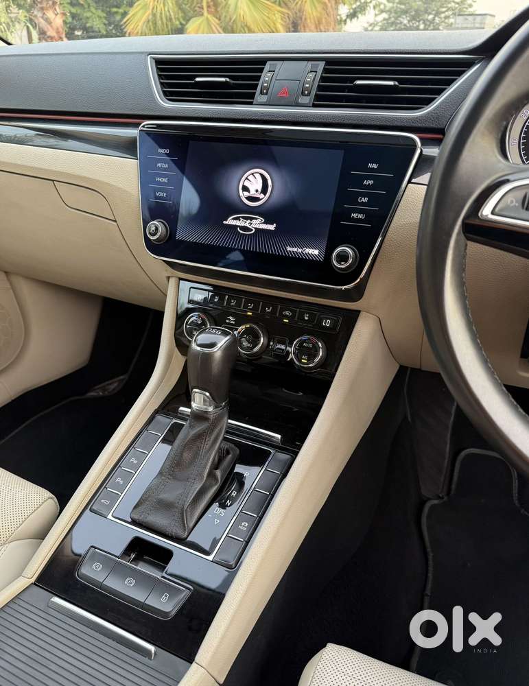 Skoda Superb L&k 1.8 Tsi At, 2019, Petrol