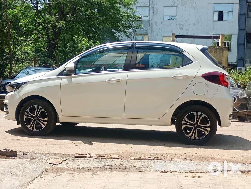 Tata Tigor 1.2 Revotron Xza Amt, 2020, Petrol