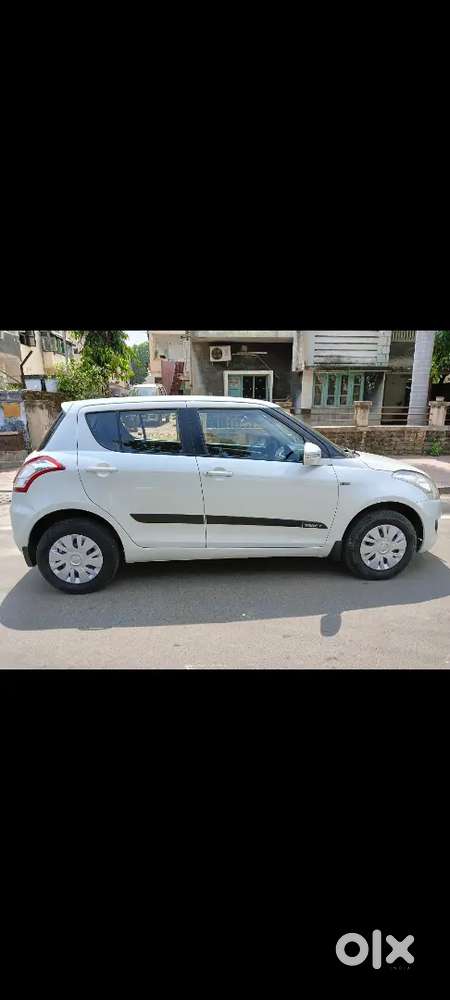 Maruti Suzuki Swift 2013 Diesel 84000 Km Driven