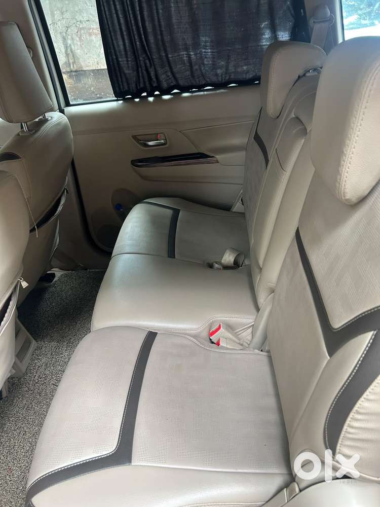 Maruti Suzuki Ertiga 1.5 Zxi Plus Shvs, 2022, Petrol