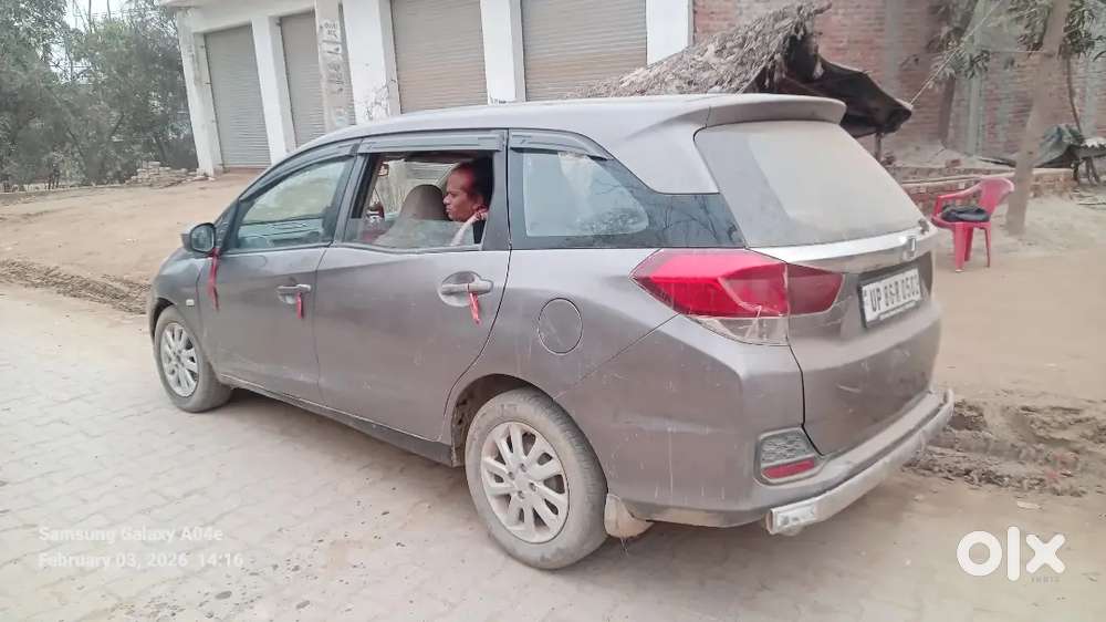 Honda Mobilio 2015 Diesel 99000 Km Driven