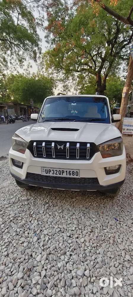 Mahindra Scorpio 2015 Diesel Well Maintained