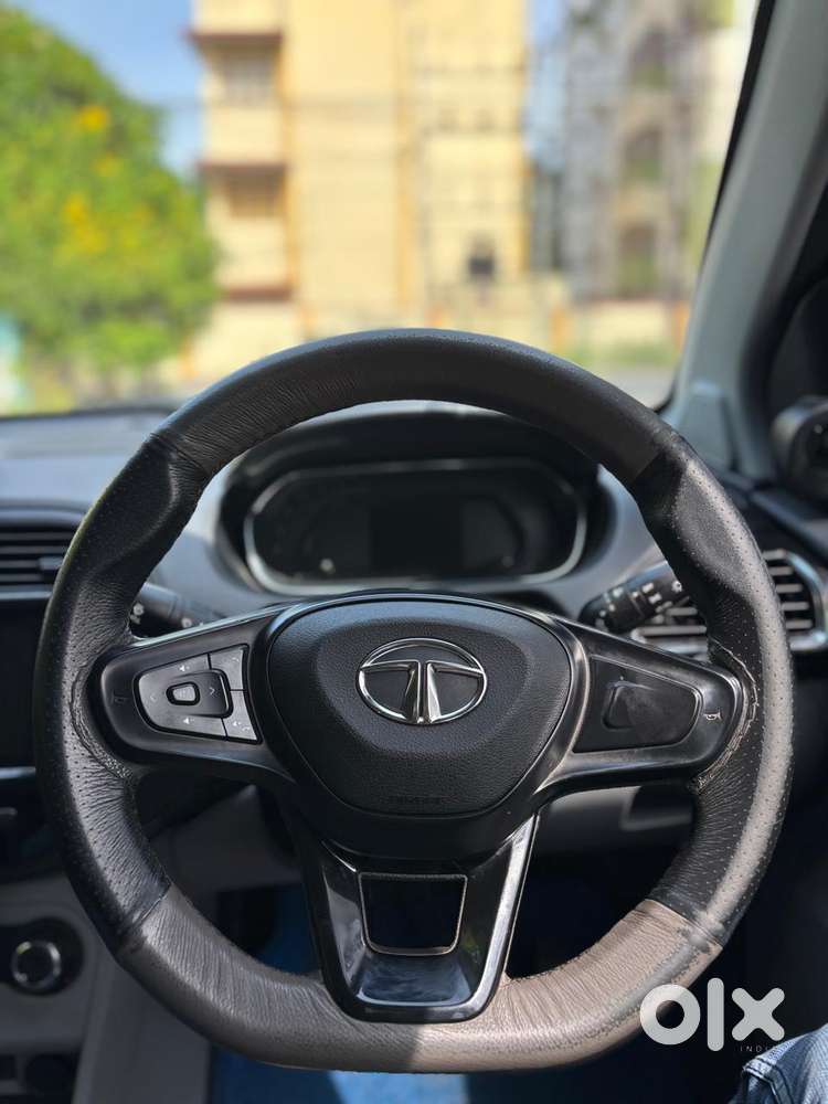 Tata Tiago 1.2 Revotron Xt (o), 2023, Petrol