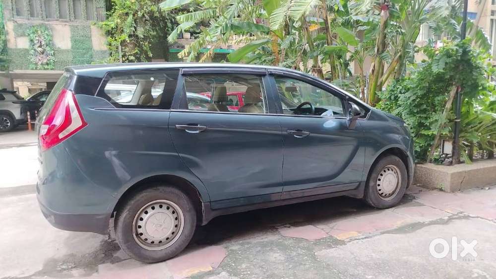 Mahindra Marazzo M2 2019