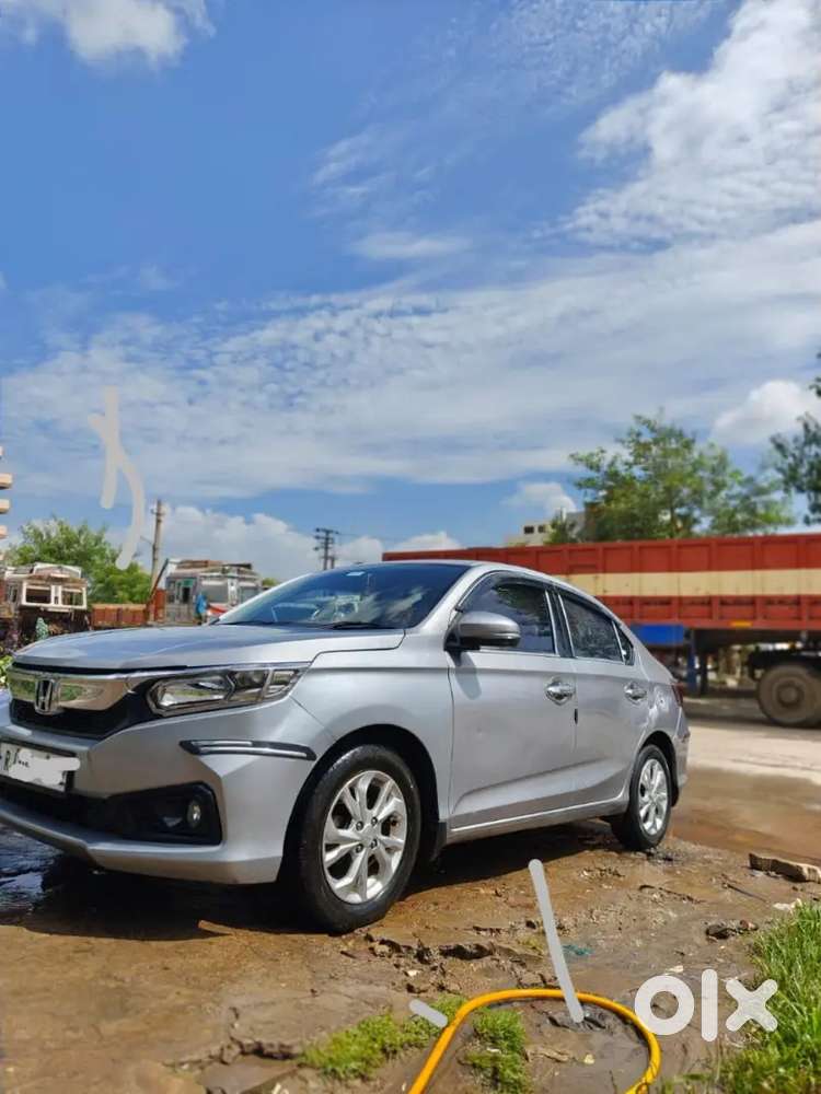 Top Model Honda Amaze
