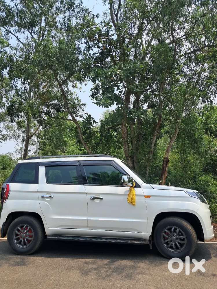 Mahindra Tuv 300 2019 Diesel Good Condition