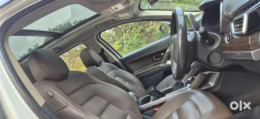 Tata Harrier 2021 Diesel Sunroof Top Model