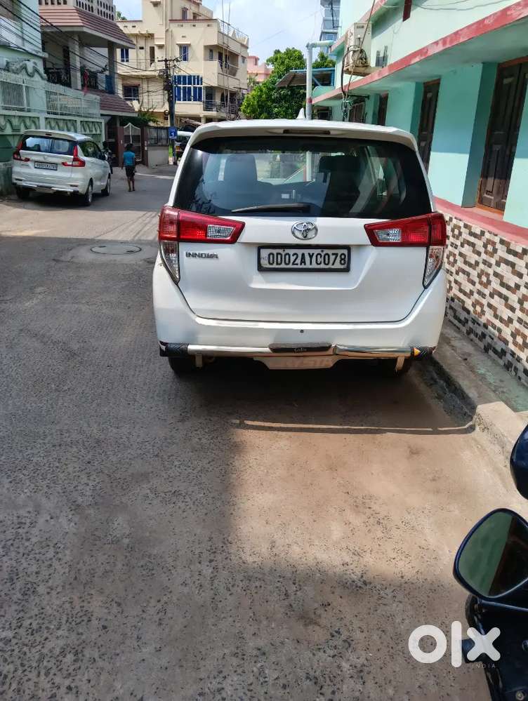 Toyota Innova Crysta 2018