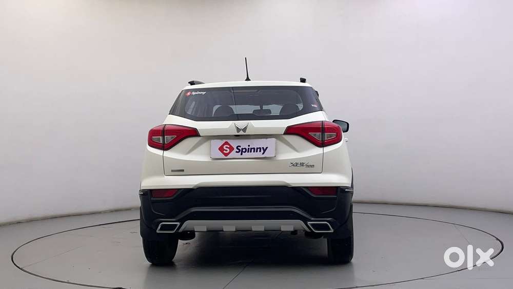 Mahindra Xuv300 1.2 W6 Amt Petrol, 2022, Petrol