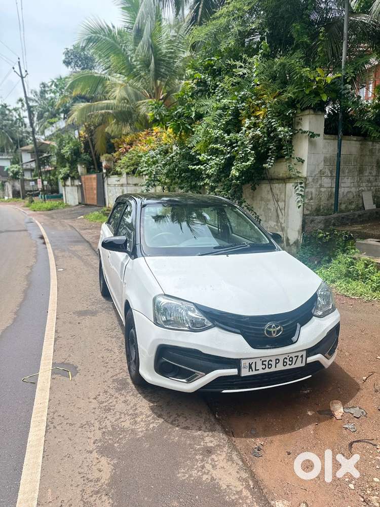 Toyota Etios Liva 2014 Petrol