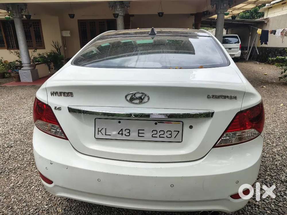 Hyundai Verna 2012 Petrol 94000 Km Driven
