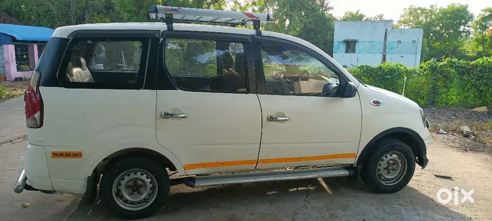 Mahindra Xylo 2012