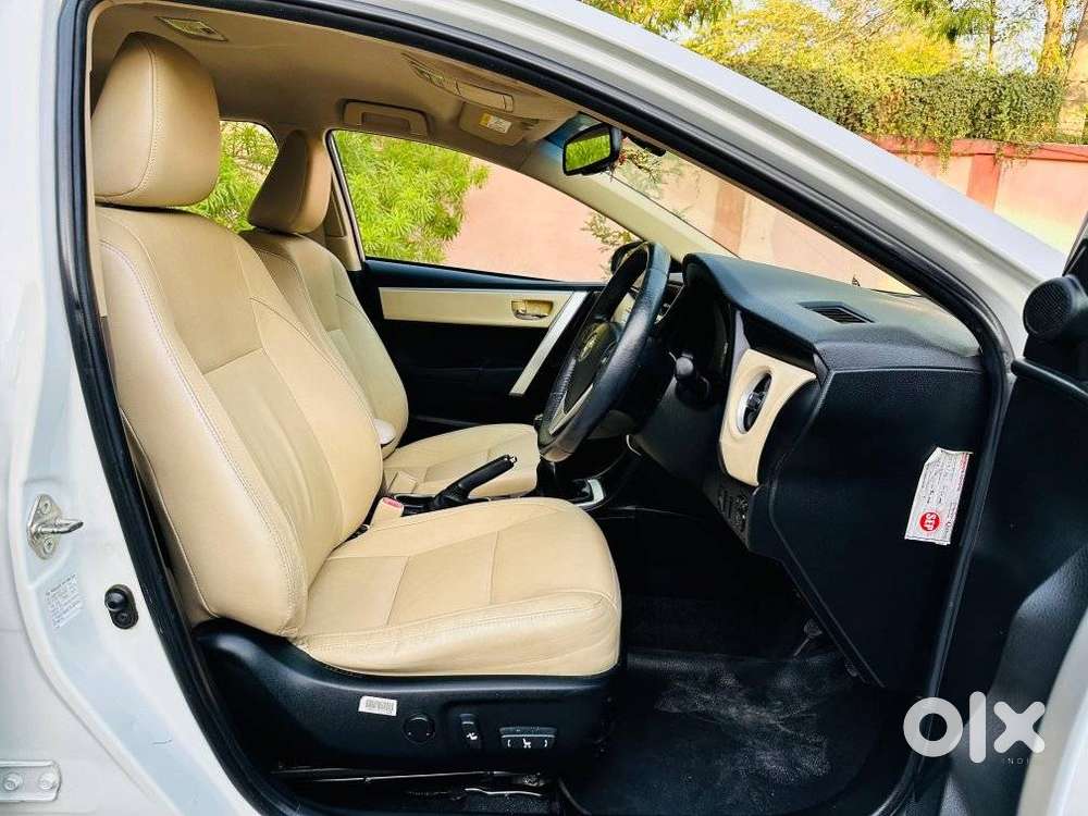 Toyota Corolla Altis 1.8 Gl, 2017, Petrol