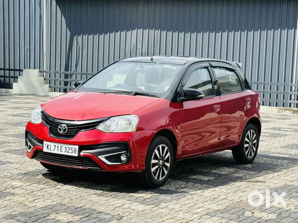 Toyota Etios Liva 1.2 Vx Dual Tone, 2017, Petrol